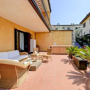 prestige-rooms.it-lombardy.com/