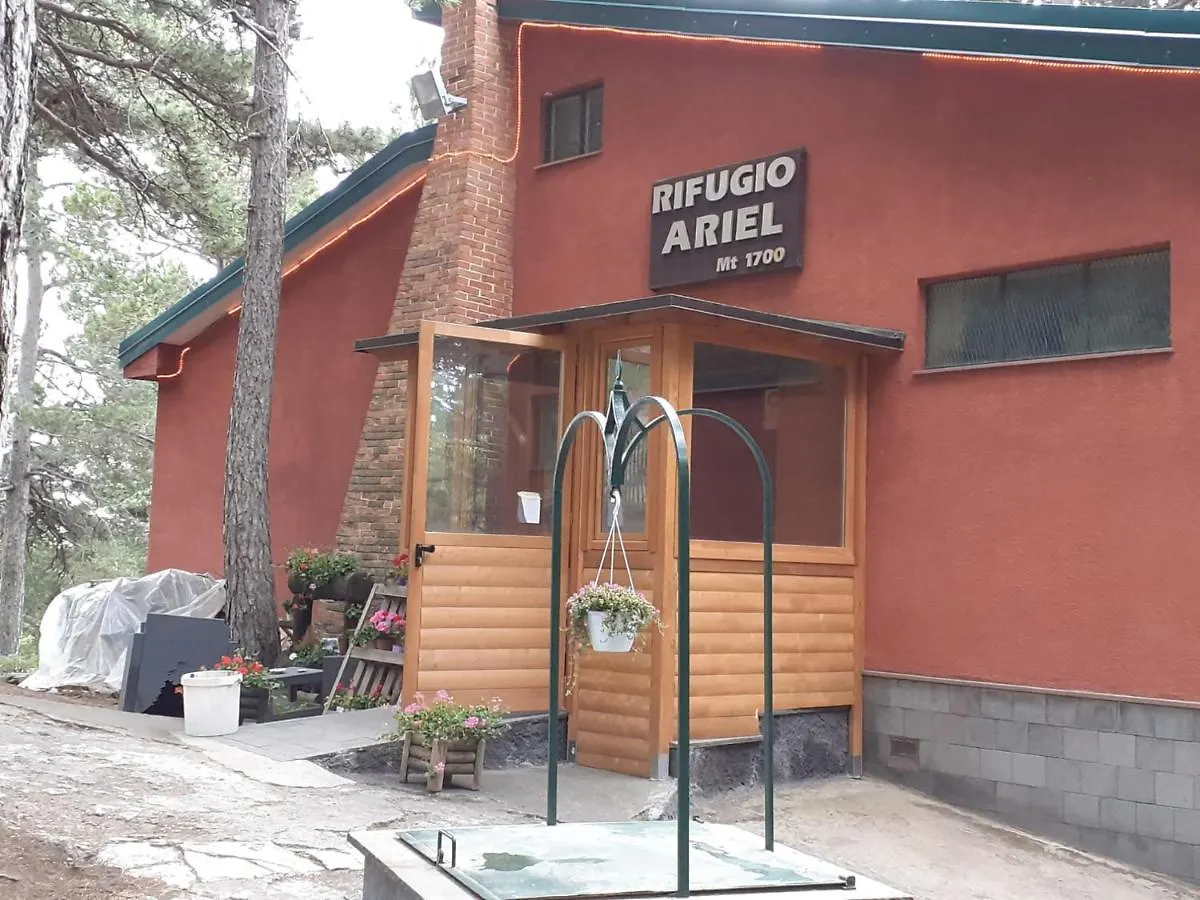 Bed & Breakfast Bed and Breakfast Rifugio Ariel Ragalna